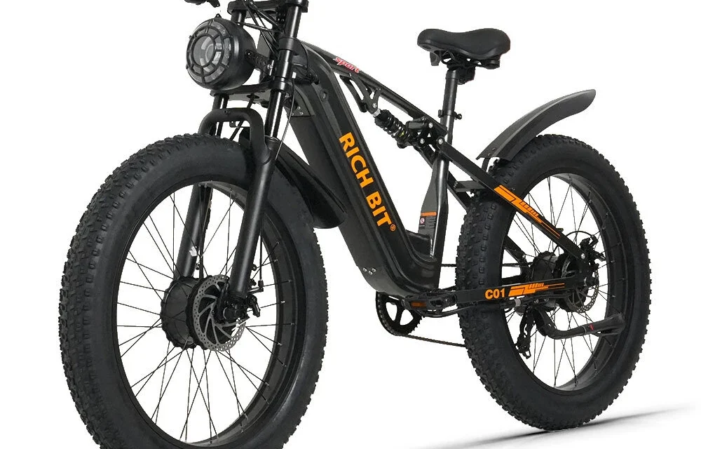 RICH BIT C01 elektromos kerékpár: Két motorral a hatékony ingázásért