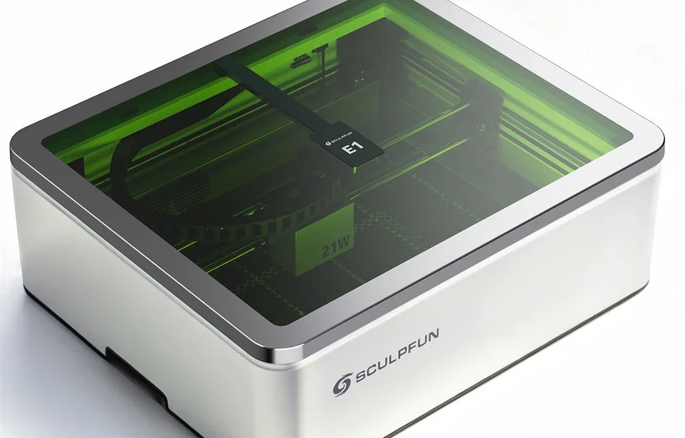 SCULPFUN E1 Pro 21W dióda és 3W IR lézergravírozó zárt kivitelben a gyors és biztonságos alkotáshoz