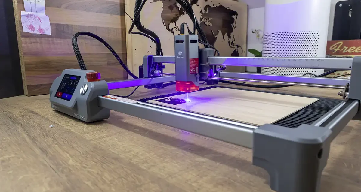 Kiprobaltuk: AlgoLaser DIY KIT MK3 teszt – Tényleg lehet számítógép nélkül is profin gravírozni? – roviden, oszinten